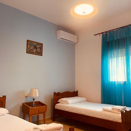סרנדה Comfort Guest Rooms Vila Hm מראה חיצוני תמונה