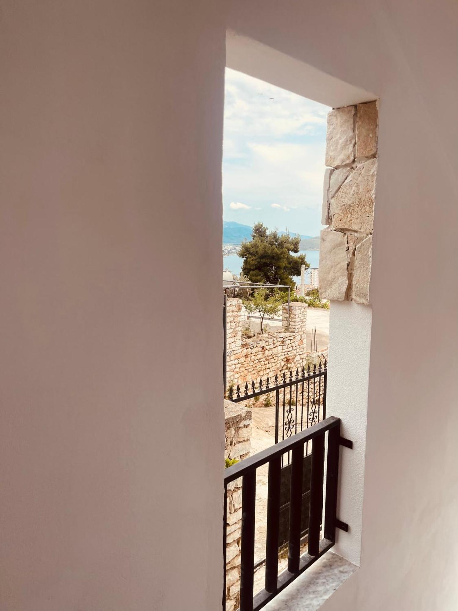 סרנדה Comfort Guest Rooms Vila Hm מראה חיצוני תמונה