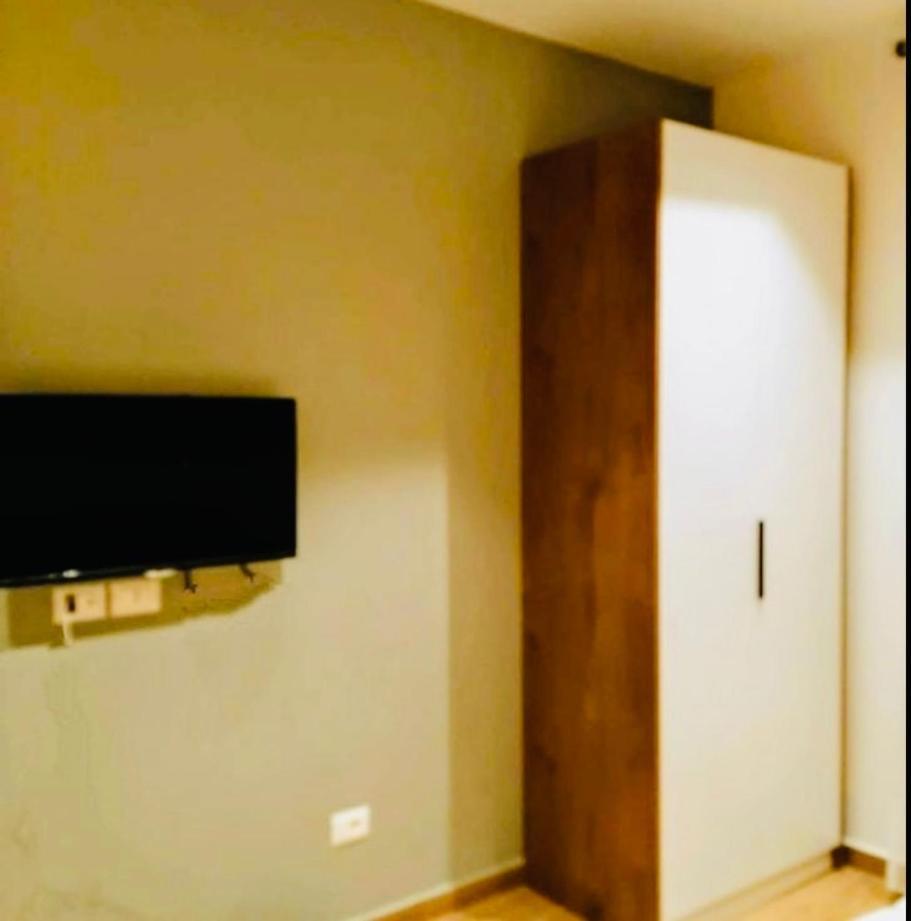 סרנדה Comfort Guest Rooms Vila Hm מראה חיצוני תמונה