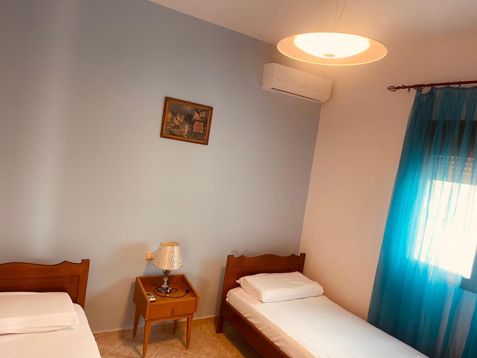 סרנדה Comfort Guest Rooms Vila Hm מראה חיצוני תמונה